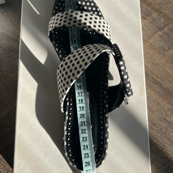 Manolo Blahnik Sandals - Picture 8 of 9